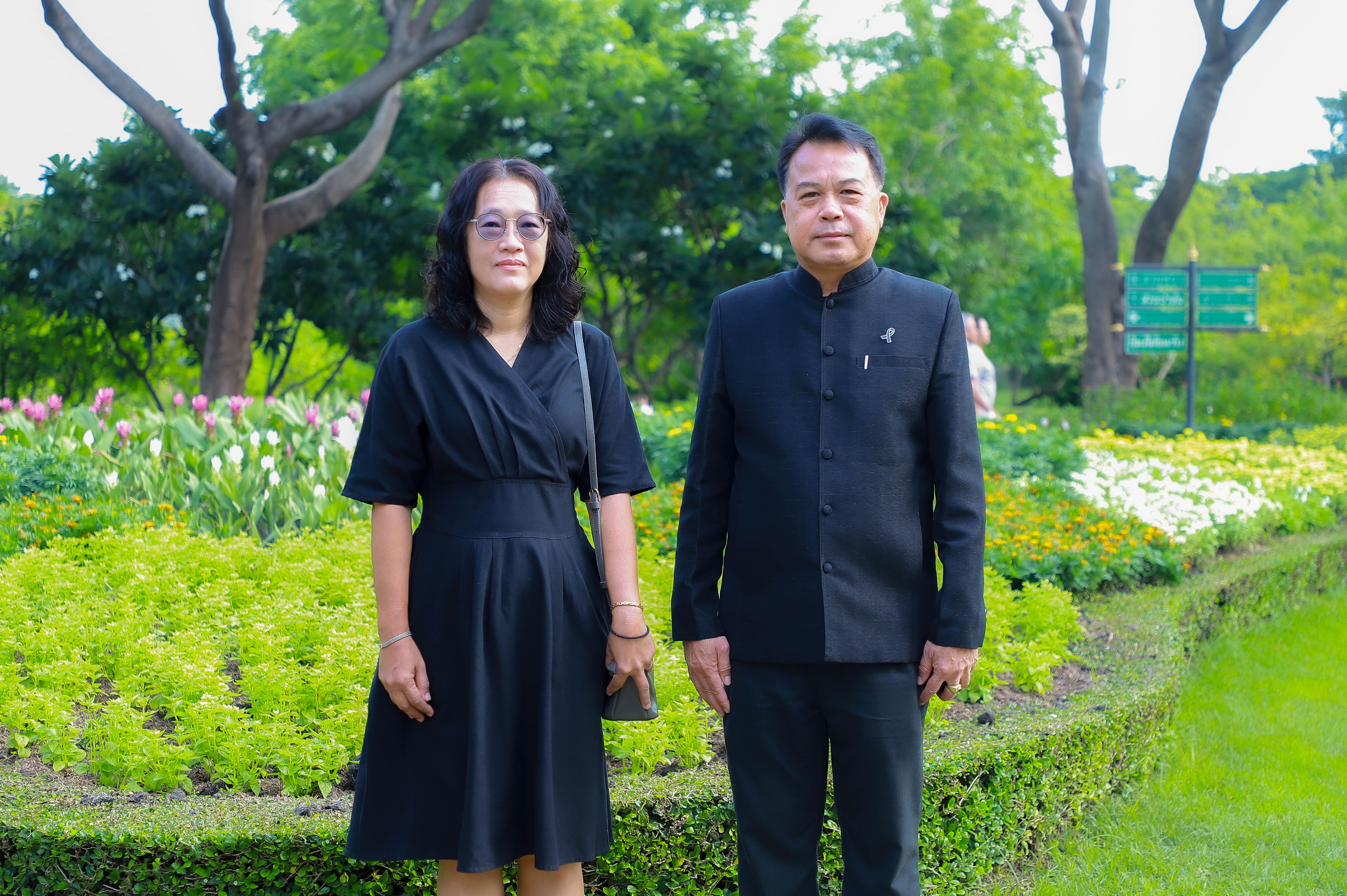 title - ส.ป.ก. เข้าร่วมพิธีเจริญพระพุทธมนต์บำเพ็ญพระราชกุศล ถวายความอาลัยแด่ สมเด็จพระนางเจ้าสิริกิติ์ พระบรมราชินีนาถ พระบรมราชชนนีพันปีหลวง และสมเด็จพระเจ้าลูกเธอ เจ้าฟ้าพัชรกิติยาภา นเรนทิราเทพยวดี กรมหลวงราชสาริณีสิริพัชร มหาวัชรราชธิดา